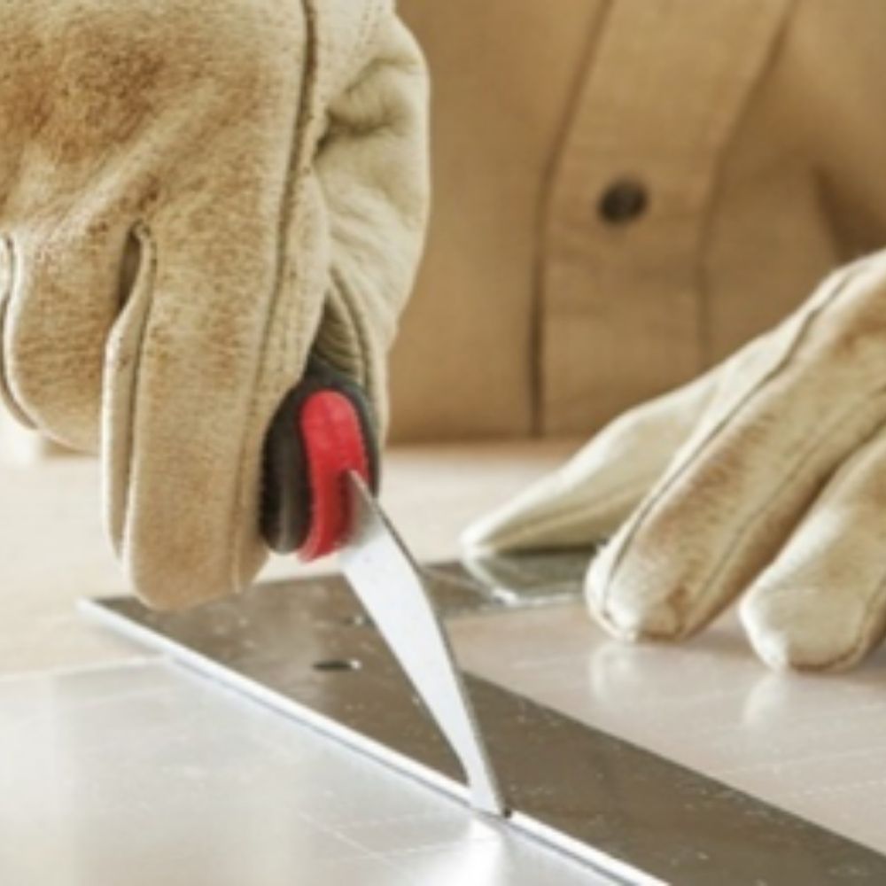 Plastic Sheet Cutter